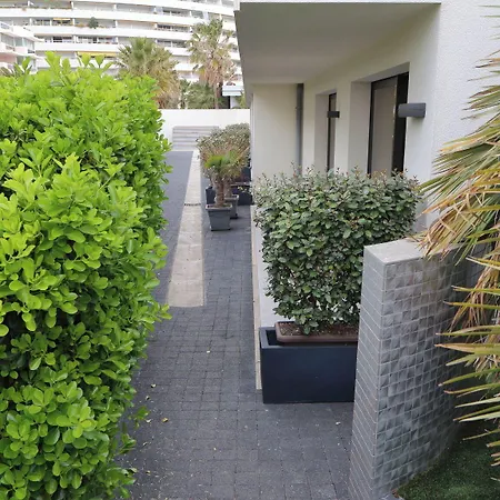 Azur Hotel