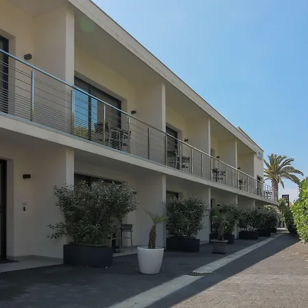Azur Szálloda Villeneuve-Loubet
