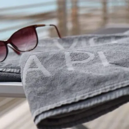 Azur Hotel 4*