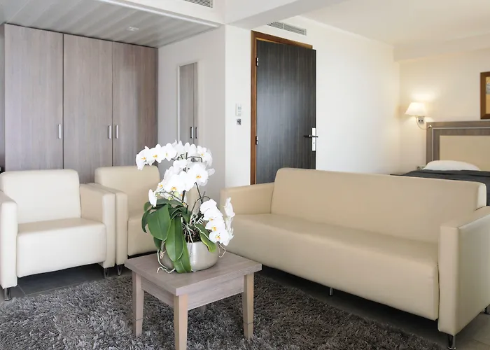 Azur Villeneuve-Loubet