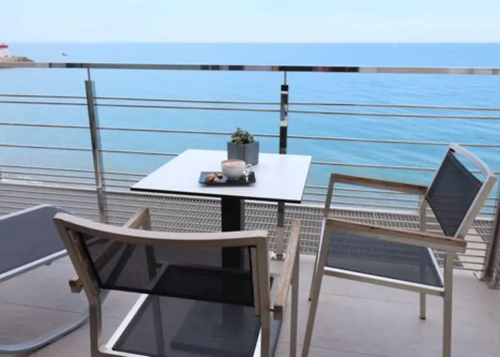 Azur 4* Villeneuve-Loubet