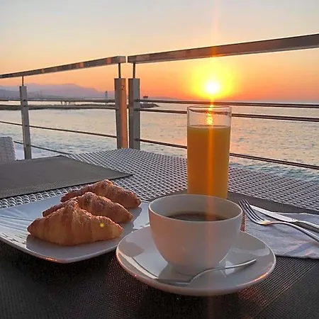 Azur Hotel Villeneuve-Loubet