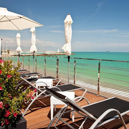 Azur 4* Villeneuve-Loubet